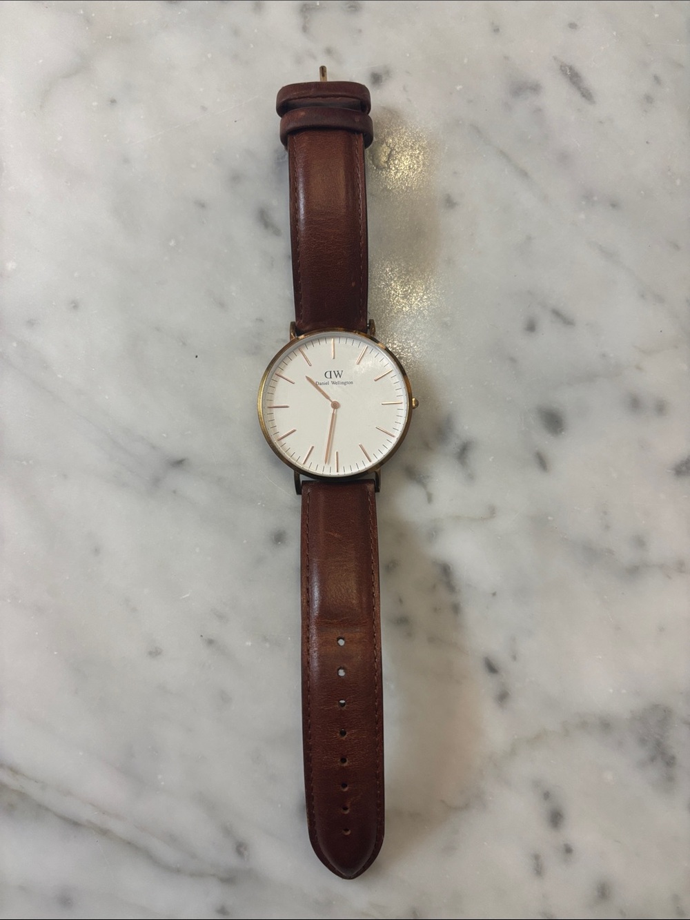 Classic Daniel Wellington women’s watch with beautiful leather strap